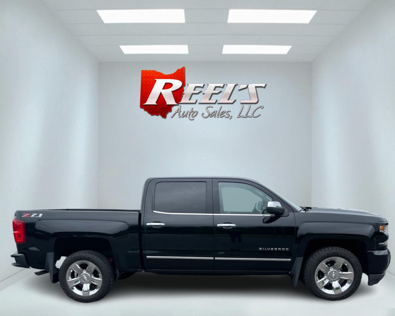 2018 Black /Black Chevrolet Silverado 1500 LTZ Z71 Crew Cab 4WD (3GCUKSEC4JG) with an 5.3L V8 OHV 16V engine, 8-Speed Automatic transmission, located at 547 E. Main St., Orwell, OH, 44076, (440) 437-5893, 41.535435, -80.847855 - This 2018 Chevrolet Silverado 1500 LTZ Z71 Crew Cab is a well-appointed and highly capable full-size pickup. It's powered by a 5.3L Vortec V8 engine paired with an 8-speed automatic transmission and 3.42 gearing, enabling an impressive 9,300-pound towing capacity. The Z71 off-road package includes f - Photo#5
